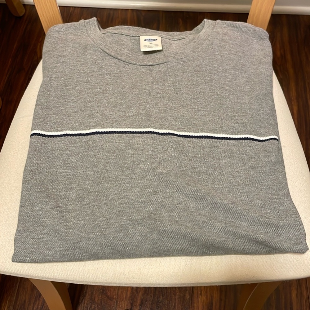 Old Navy Light Gray with Blue & White Stripes Short Sleeve 100% Cotton Crewneck